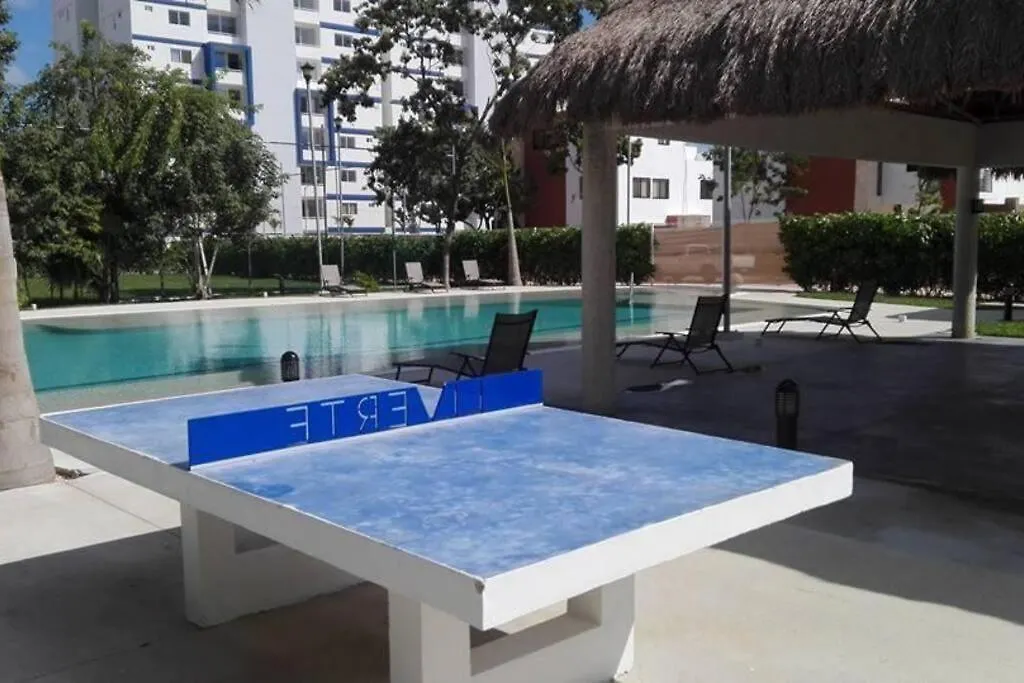Hermoso Apartamento Piscina, Centrico, Area Libre. Cancun Apartment