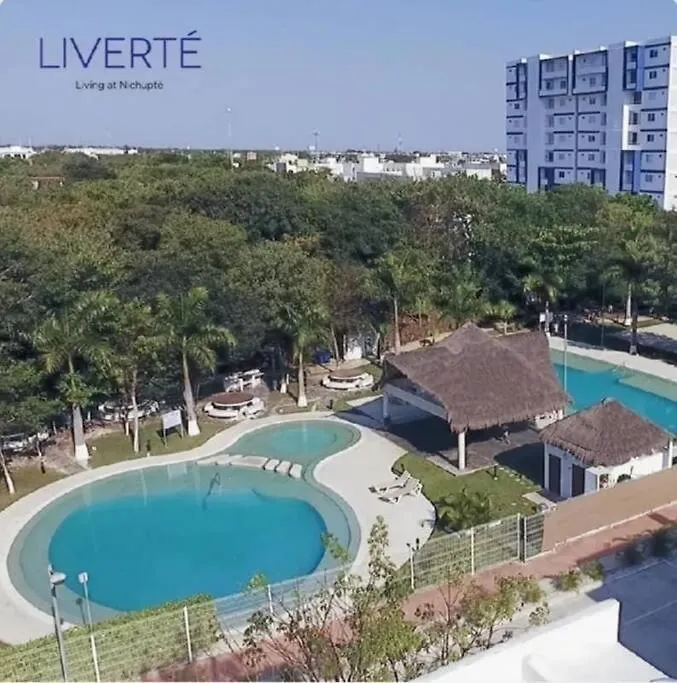 Hermoso Apartamento Piscina, Centrico, Area Libre. Cancun